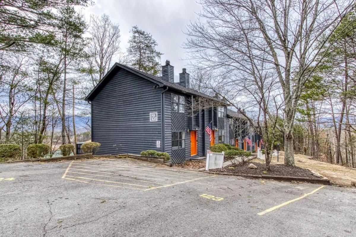 Pinecrest Townhomes-1King 2Bunk Unit- Updated Pigeon Forge Luaran gambar